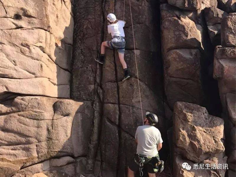 rock-climbing-port-stephens-800x600.jpg