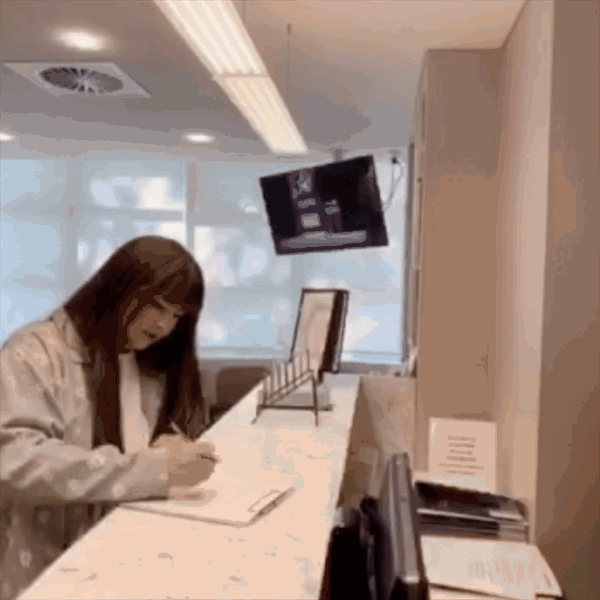 前台.gif