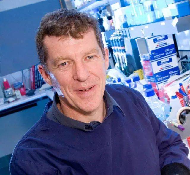 确诊马上破百万!全世界科学家拼了!加速疫苗研发!澳洲最新实验马上开始! 确诊马上破百万!全世界科学家拼了!加速疫苗研发!澳洲最新实验马上开始!