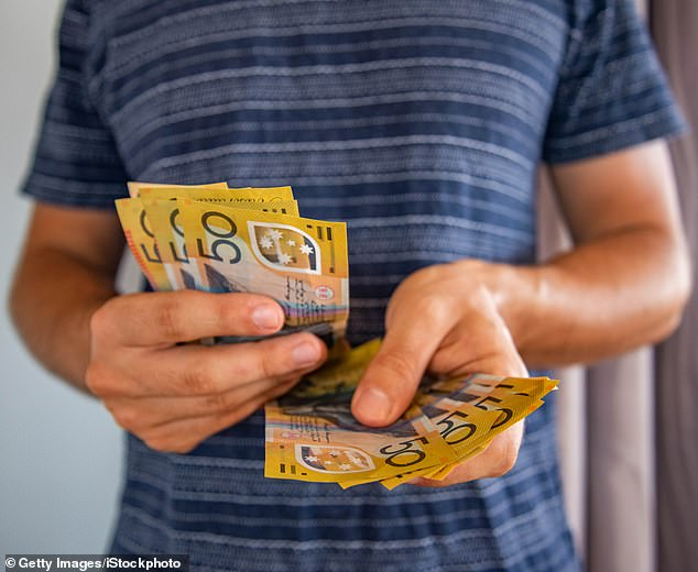 银行竟公开教民众“洗钱”！澳洲病毒专家给出4条特别注意事项